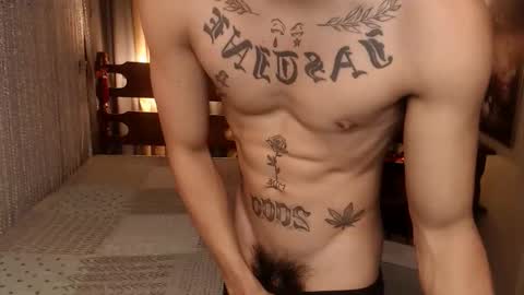 justine_hunk online show from February 2026 01:37:02 AM