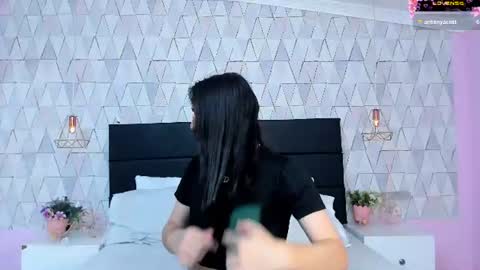 Justine online show from June 2026 04:58:02 AM