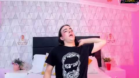 Justine online show from June 2026 03:53:02 AM