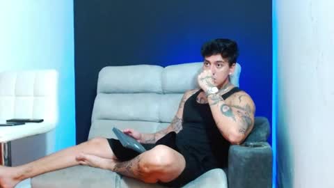 justinfuller_31 online show from May 2026 06:59:01 PM