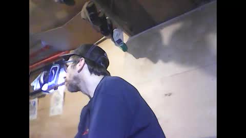 justinjerksit online show from December 2024 06:05:01 PM