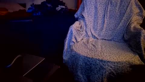 JustinNorthwood online show from November 2025 07:52:02 AM