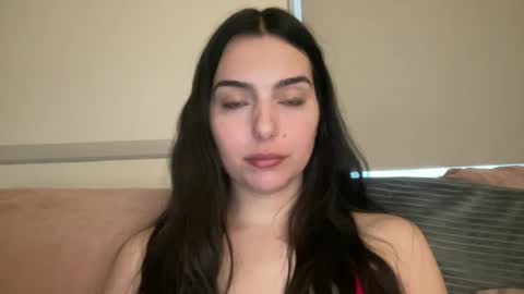 Snapshot of justjessiedirtygirl chatting on December 2024 11:46:01 PM Jess online show from December 2024 11:46:01 PM