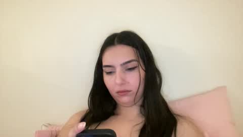 Snapshot of justjessiedirtygirl chatting on January 2025 04:22:02 AM Jess online show from January 2025 04:22:02 AM