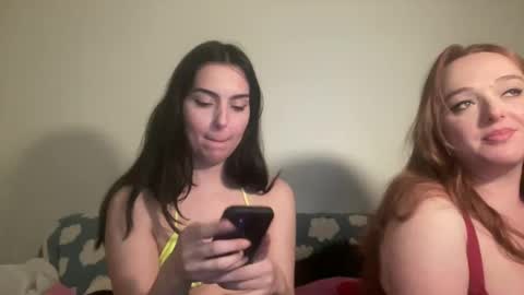Snapshot of justjessiedirtygirl chatting on January 2025 03:07:02 AM Jess online show from January 2025 03:07:02 AM