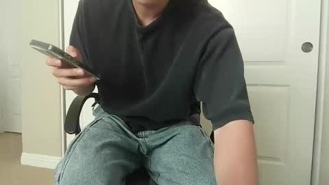 justjosh252 online show from October 2025 11:48:02 PM