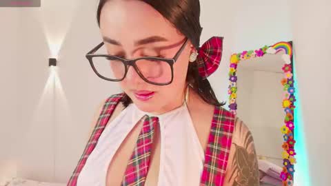 Snapshot of justonecute chatting on September 2025 12:26:02 AM Emy online show from September 2025 12:26:02 AM