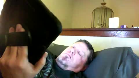 Snapshot of justsetfree chatting on January 2025 01:41:01 AM justsetfree online show from January 2025 01:41:01 AM