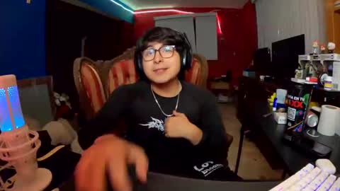 justsky117 online show from November 2025 04:34:02 AM