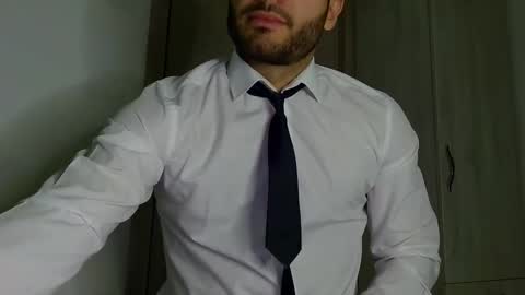 Justin online show from November 2025 11:10:01 PM