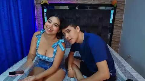 Snapshot of juva_ chatting on March 2025 06:22:02 PM Juan and friends online show from March 2025 06:22:02 PM