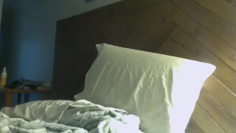 J and Sugar snap pea online show from March 2026 02:07:01 AM