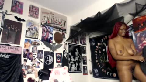 Aki Kim online show from June 2026 06:29:02 PM