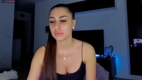 Snapshot of k_chic1 chatting on February 2025 09:17:02 PM k_chic1 online show from February 2025 09:17:02 PM