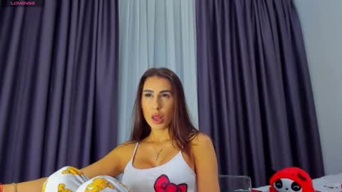 k_chic1 online show from December 2025 02:59:02 PM