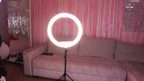 Amely online show from November 2025 04:35:02 AM