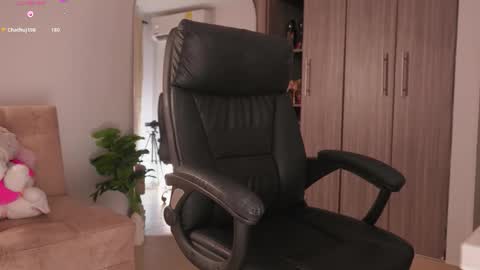 Kaaren17 online show from March 2026 05:34:02 PM