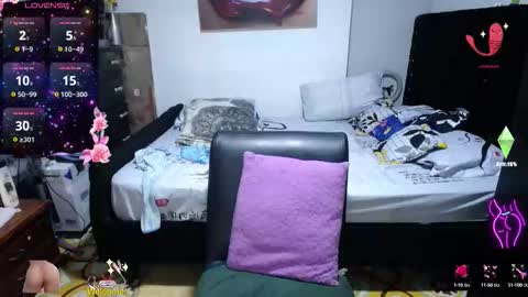 Snapshot of kaarlaa_ chatting on September 2025 06:32:02 PM Karla online show from September 2025 06:32:02 PM