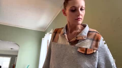 Snapshot of kaceelynn chatting on February 2025 07:07:01 PM Kac online show from February 2025 07:07:01 PM