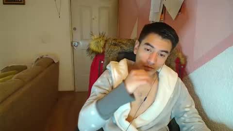 Snapshot of kael_art_d chatting on December 2024 10:47:02 PM kael_art_d online show from December 2024 10:47:02 PM