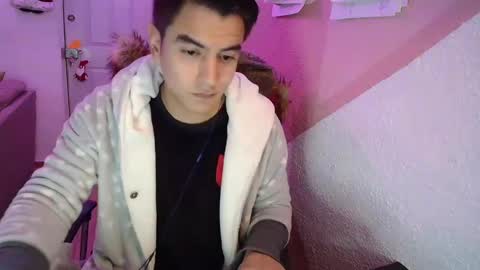 Snapshot of kael_art_d chatting on December 2024 05:40:02 AM kael_art_d online show from December 2024 05:40:02 AM