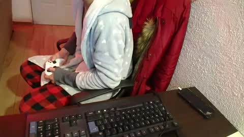 Snapshot of kael_art_d chatting on December 2024 11:41:02 PM kael_art_d online show from December 2024 11:41:02 PM