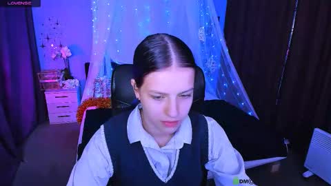 kaela_spell_ online show from January 2026 09:29:01 PM