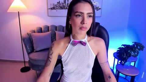 kaeliyh online show from February 2026 11:49:01 AM