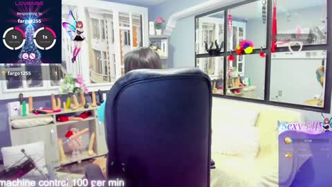 Snapshot of kagomme_h chatting on December 2024 04:38:01 AM Antonella online show from December 2024 04:38:01 AM