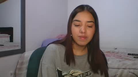 Snapshot of kahelipurple chatting on February 2025 06:53:01 PM KAHELIINDEPENDENT MODEL online show from February 2025 06:53:01 PM