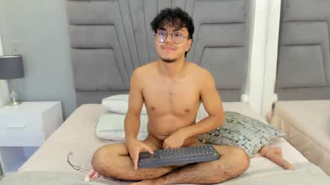 kai_storn online show from February 2026 11:26:01 PM