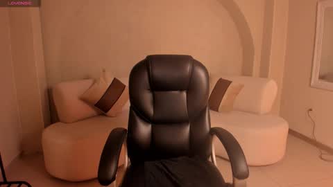 Kaia Ferreira online show from September 2025 11:21:01 AM