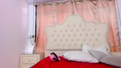 KailinANDrihky online show from October 2025 02:13:02 PM