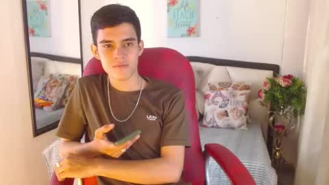 Snapshot of kain_noir_ chatting on October 2025 09:04:02 PM K A I N online show from October 2025 09:04:02 PM