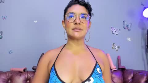 Snapshot of kaira_mosse_ chatting on October 2025 01:45:02 PM kaira_mosse_ online show from October 2025 01:45:02 PM