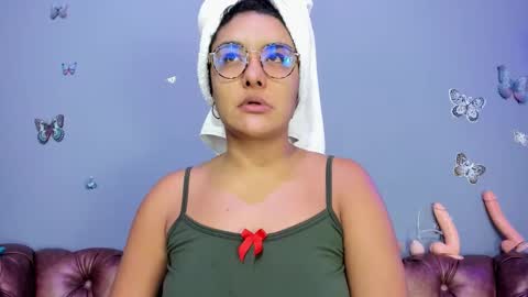 Snapshot of kaira_mosse_ chatting on November 2025 11:42:02 AM kaira_mosse_ online show from November 2025 11:42:02 AM