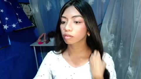 Snapshot of kaira_slut chatting on September 2025 06:02:02 AM Kiara online show from September 2025 06:02:02 AM