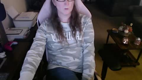 Snapshot of kait331 chatting on November 2025 02:43:02 AM Camprincess331 online show from November 2025 02:43:02 AM