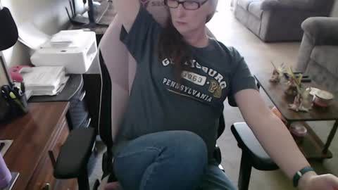 Camprincess331 online show from June 2026 06:33:01 PM