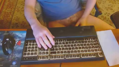 Snapshot of kaiuty chatting on December 2024 06:50:01 PM Leon online show from December 2024 06:50:01 PM