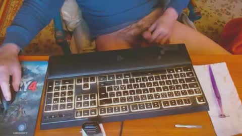 Snapshot of kaiuty chatting on January 2025 11:13:02 PM Leon online show from January 2025 11:13:02 PM