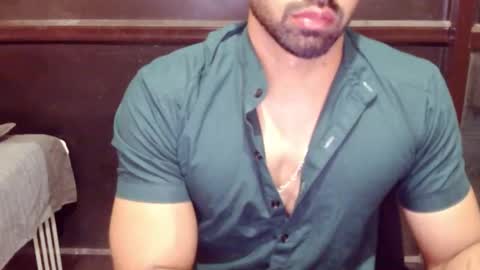 Snapshot of kaku69696 chatting on October 2025 05:19:01 PM Vicky online show from October 2025 05:19:01 PM