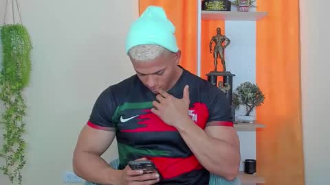 Snapshot of kale_tomson chatting on December 2024 01:35:02 PM kale thomson online show from December 2024 01:35:02 PM