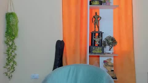 Snapshot of kale_tomson chatting on December 2024 02:44:01 PM kale thomson online show from December 2024 02:44:01 PM