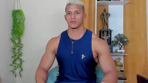 Snapshot of kale_tomson chatting on December 2024 11:39:01 PM kale thomson online show from December 2024 11:39:01 PM