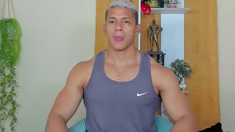 Snapshot of kale_tomson chatting on December 2024 02:19:02 AM kale thomson online show from December 2024 02:19:02 AM