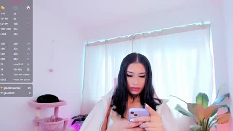 Snapshot of kali_ka chatting on January 2025 08:28:01 PM Kali Ka Please help me with your thumbs up its important dont forget my birthday on October 26 online show from January 2025 08:28:01 PM