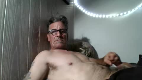 kalifornia91666 online show from November 2025 08:33:02 AM