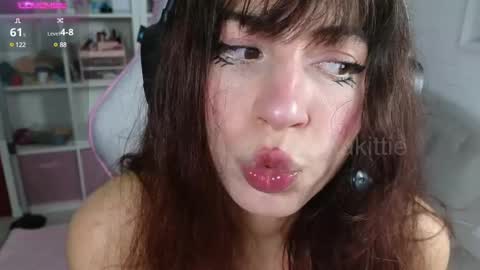 Snapshot of kalina_kittie chatting on March 2025 05:20:02 AM Kalina Kittie online show from March 2025 05:20:02 AM