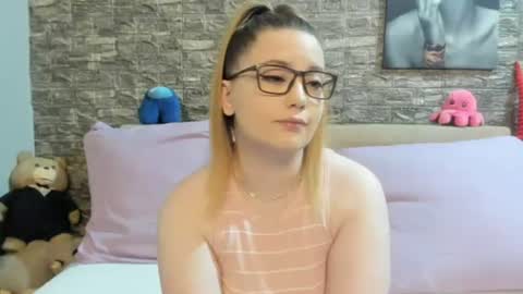 kalindahot online show from August 2026 06:06:02 PM